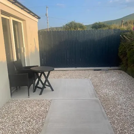 Skelligs Boat Shed Apartment Portmagee