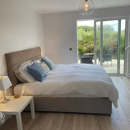 Skelligs Boat Shed Apartment Portmagee